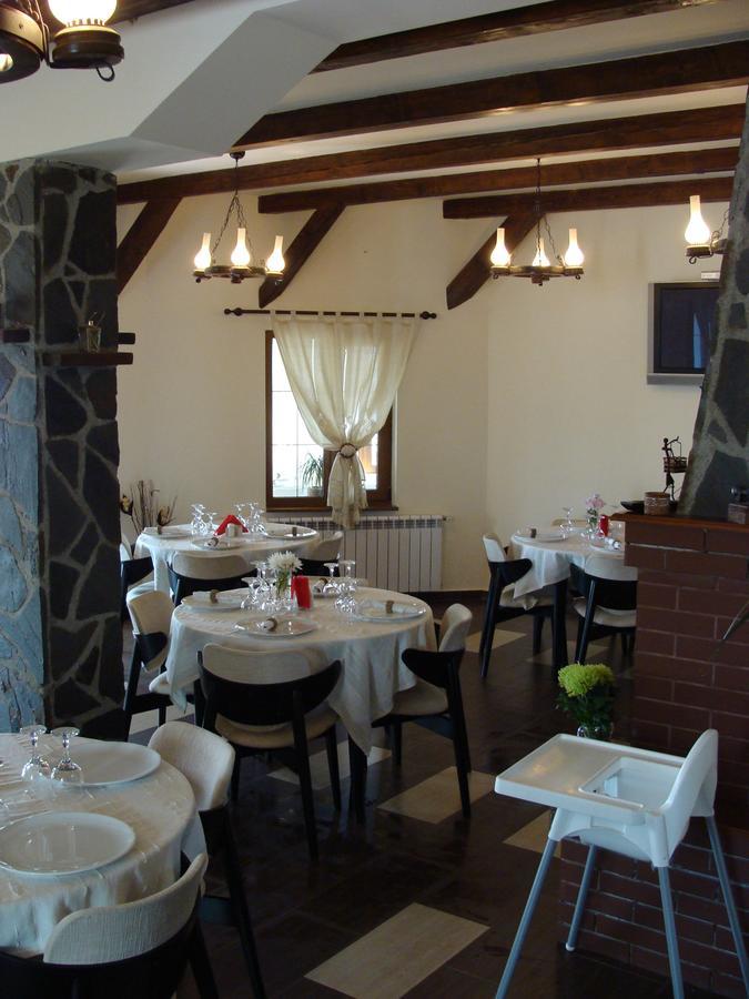 Pensiunea Taverna Bucium Iasi Luaran gambar